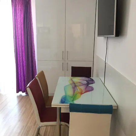 Norva - Coresi Mall Mountain View Appartement Braşov