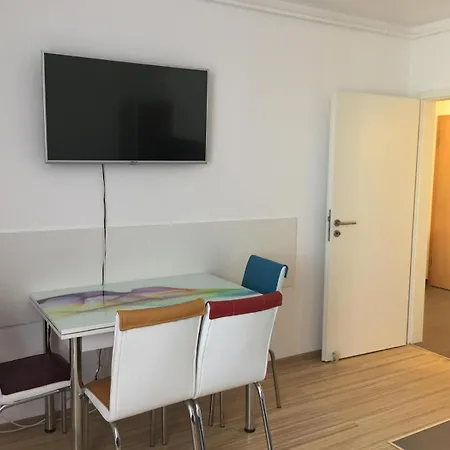 Norva - Coresi Mall Mountain View Appartement